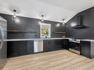 715 Butterworth St SW #3, Grand Rapids, MI 49504