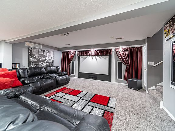 3rd image of 55084 Ivile Ave