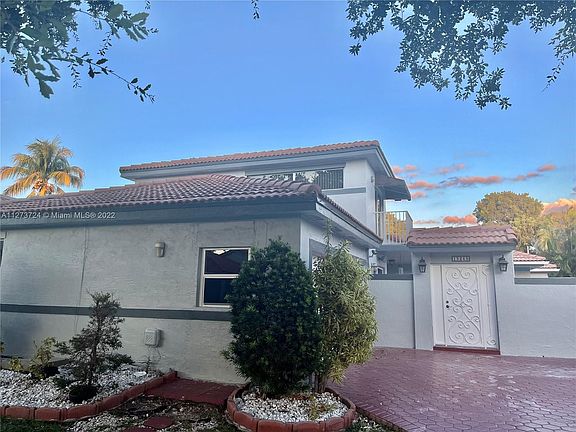2nd image of 15245 NW 87th Pl