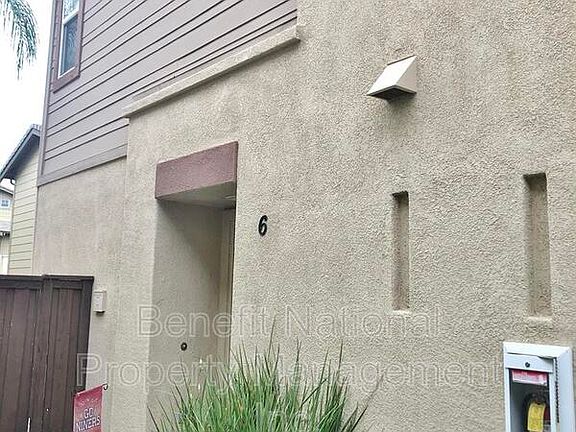 3rd image of 41527 Blue Canyon Ave Unit 6
