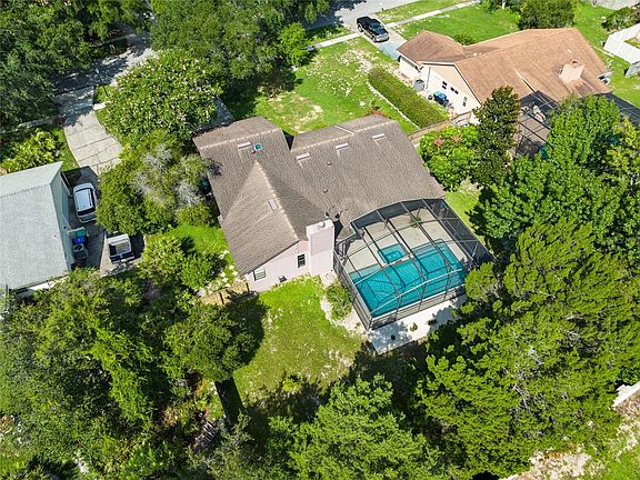 5th image of 3925 Salmon Dr
