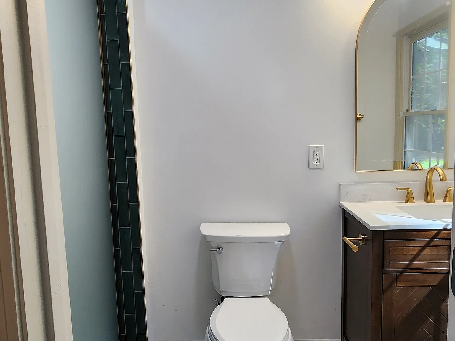 4 bed, 4.5 bath, 3324 sqft, $3,000 — Photo 4