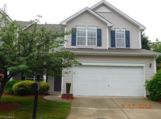 1921 Munn Pointe Dr, Whitsett, NC 27377