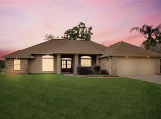 110 General Taylor Dr, Hahnville, LA 70057