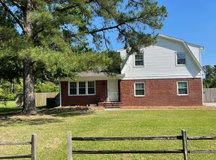 102 Deerfield Rd, Castle Hayne, NC 28429