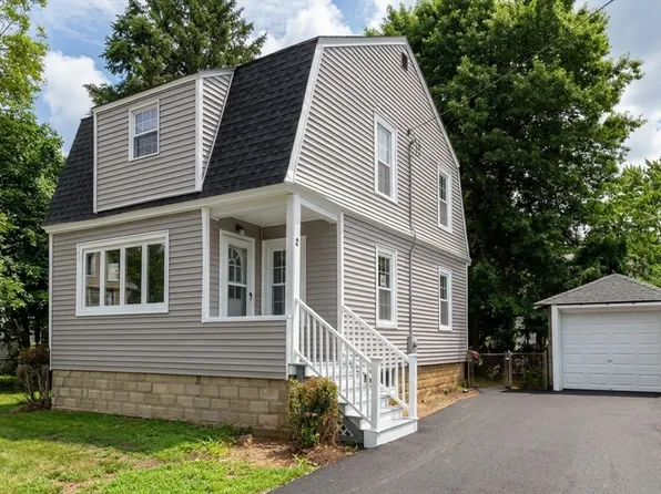 2 Cottage Pl, Haverhill, MA 01835