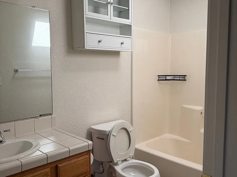 2110 Ardagh Ct — Photo 4