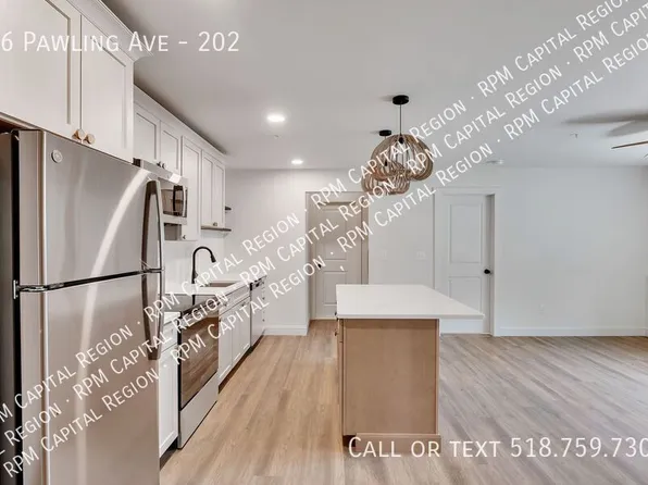 36 Pawling Ave, Troy, NY
