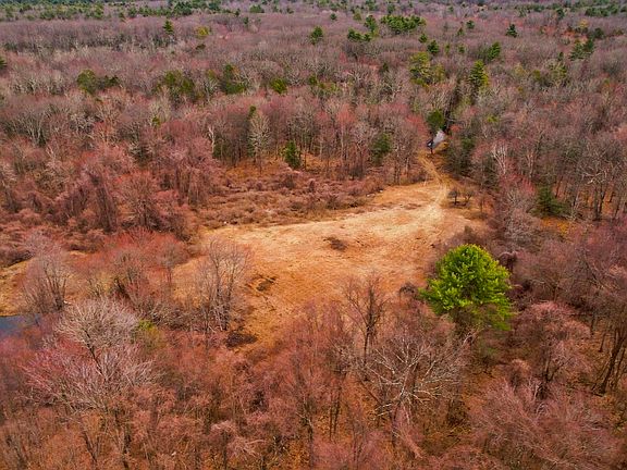 5th image of 182 Old Stage Rd