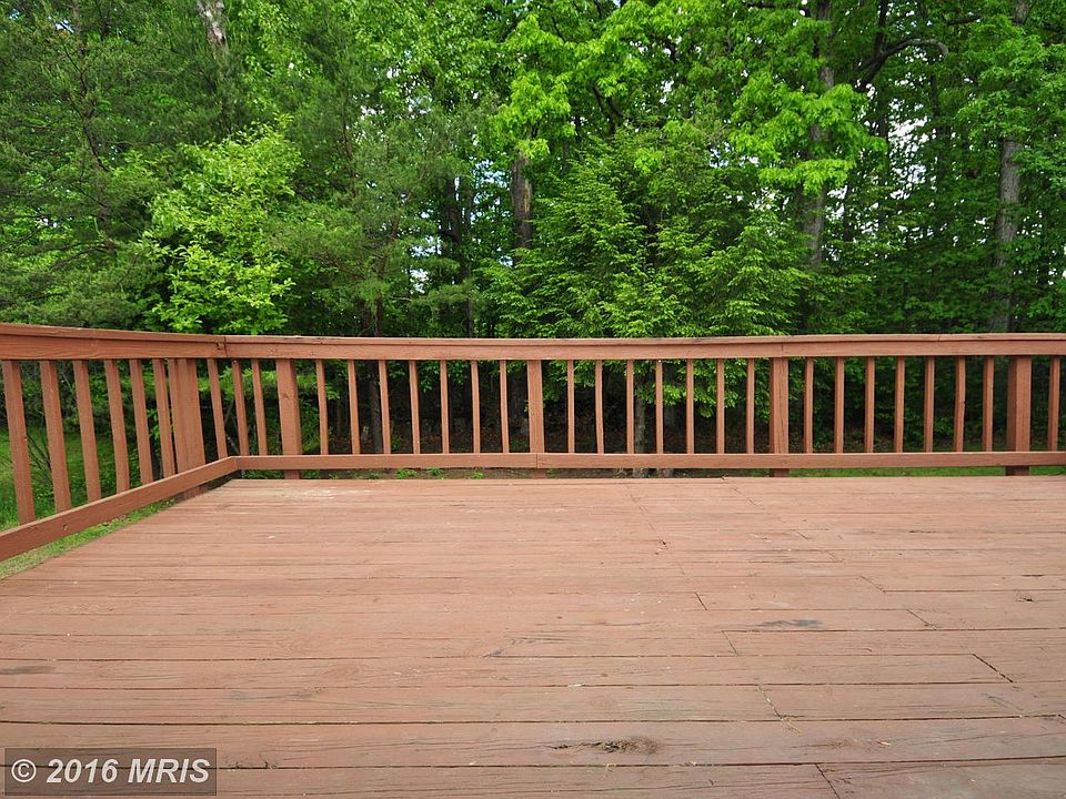 2nd image of 3324 Monarch Ln