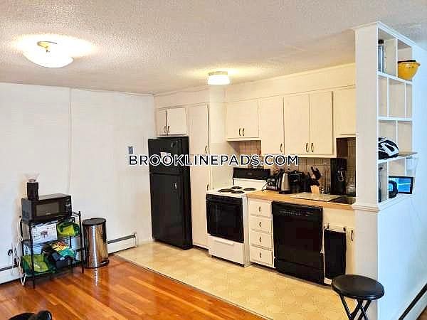 1st image of 50 Green St #U303