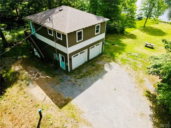 51 Dewey Rd, Hermon, NY 13652