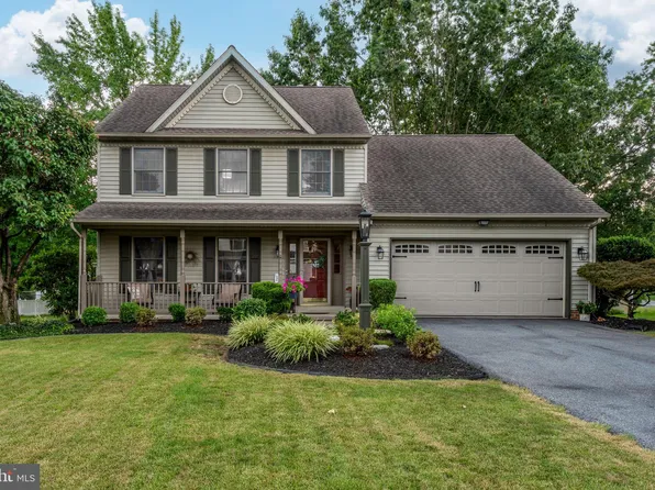 2022 Walfield Dr, Lancaster, PA 17601