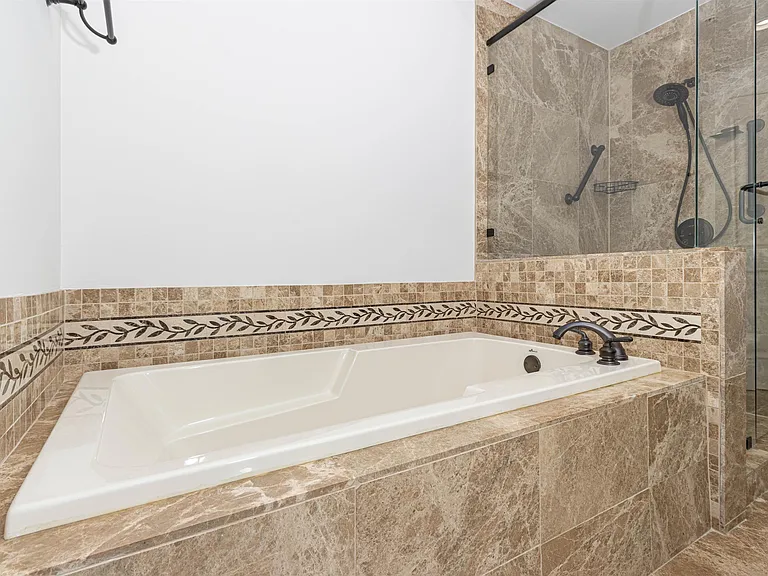 2801 Wexford Dr #603 — Photo 26