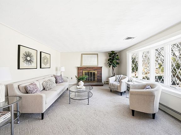2nd image of 22 Longwood Ave