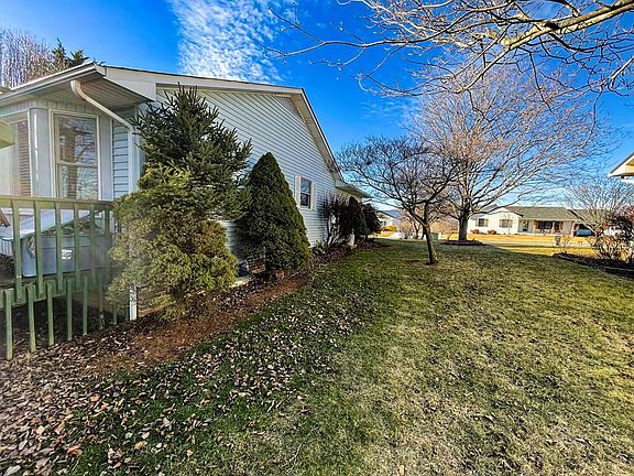 4th image of 115 Cove Hills Dr