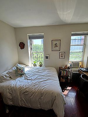 4th image of 264 E 2nd St #22A