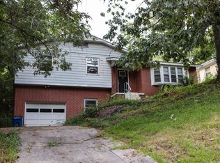 609 E 15th St, Anniston, AL 36207