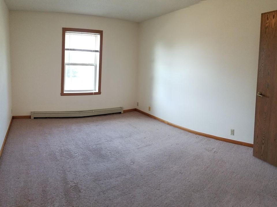 Greentree Square Apartments Crookston, MN Zillow