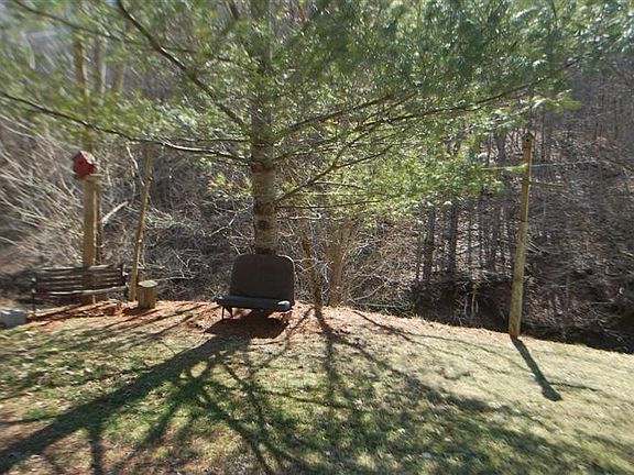 3rd image of 205 Searcy Br