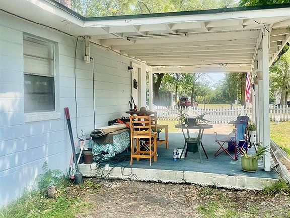 4th image of 7909 Eaton Ave