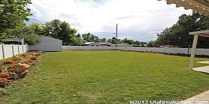 Large fully fenced yard