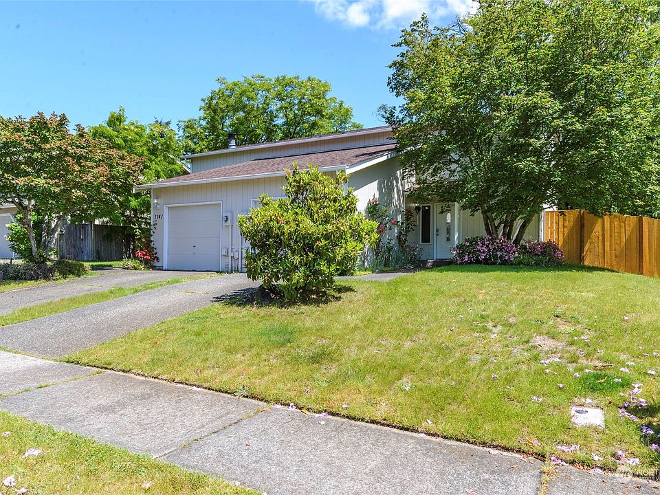 1st image of 1137 1141 N Vassault Street