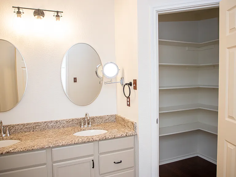 2201 Driskell Ln — Photo 23