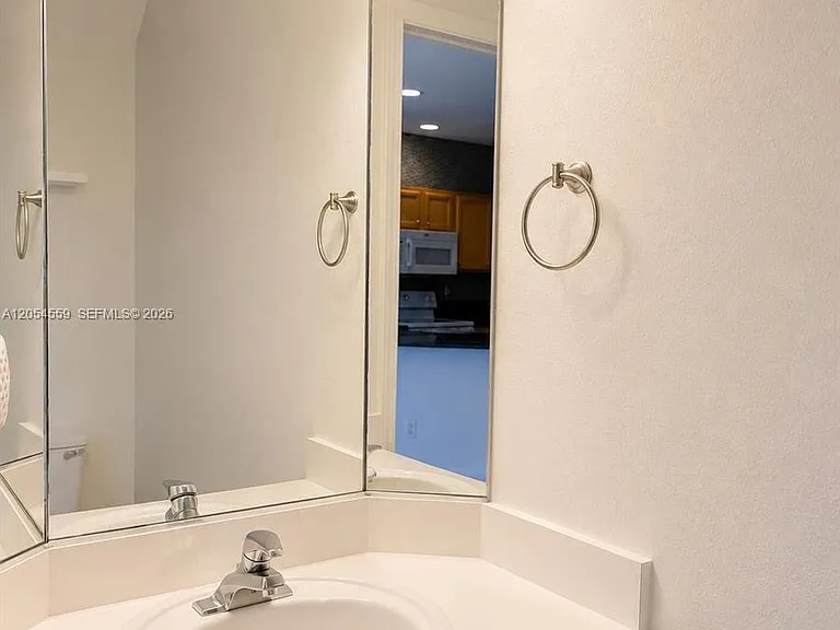 7337 Smithbrooke Dr — Photo 20