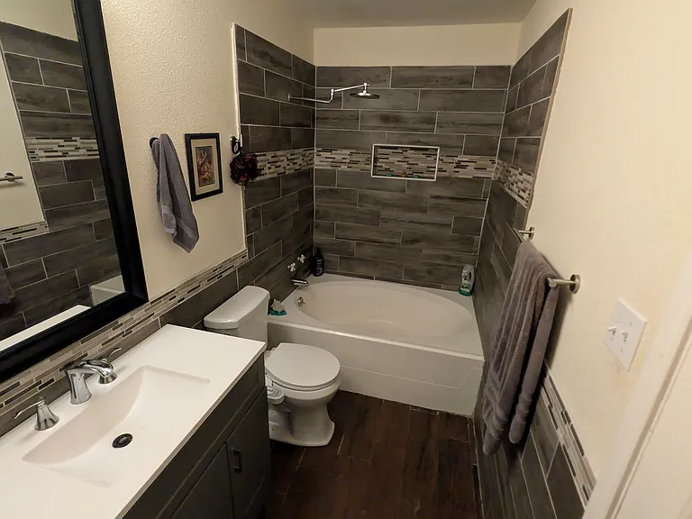 Cypressdale Dr — Photo 12