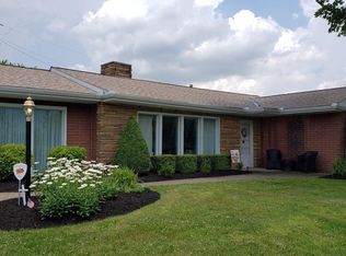 900 Valley View Dr NW, Lancaster, OH 43130