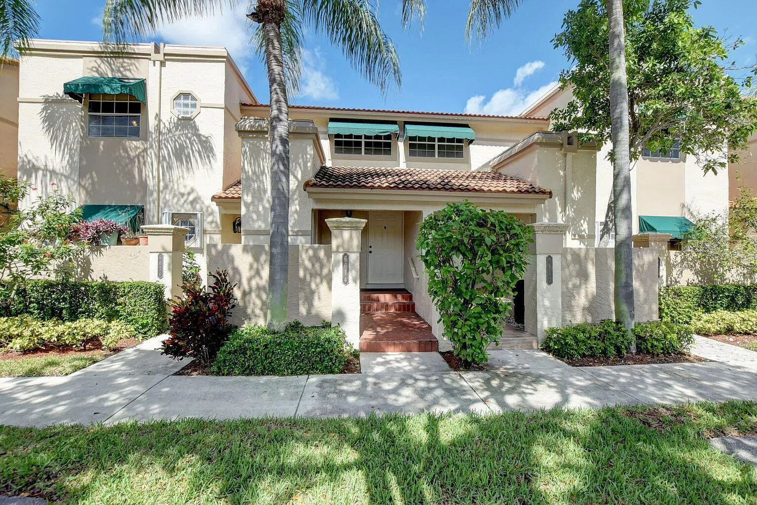 2 bed, 2.0 bath, 1126 sqft, $2,750 — Photo 1