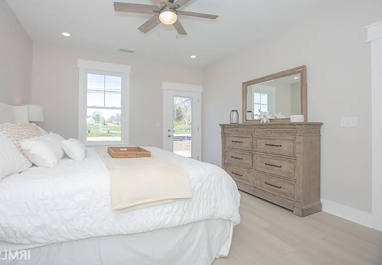 8458 Bell Crossing Dr — Photo 11
