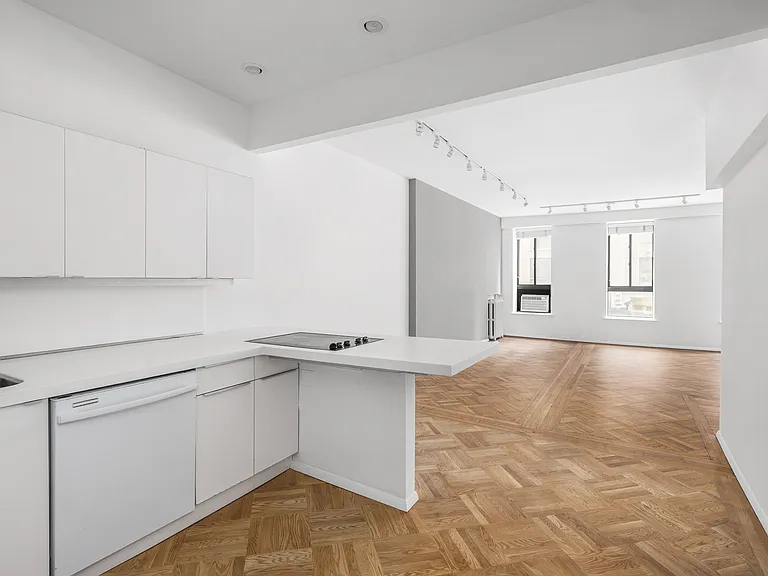 24 W 46th St #3 — Photo 3