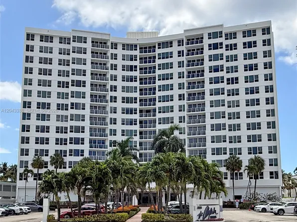 3505 S Ocean Dr, Hollywood, FL
