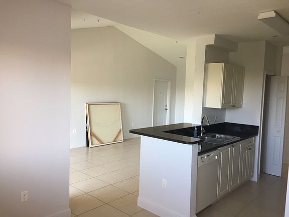 3rd image of 20830 SW 87th Ave APT 303