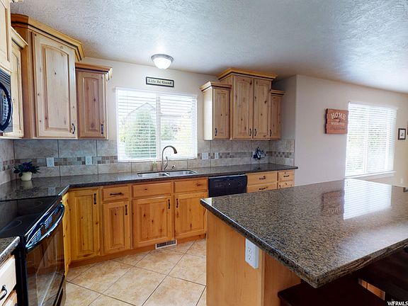 3rd image of 8074 S Cricket Ln