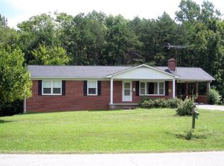 1600 Keeling Dr, Keeling, VA 24566