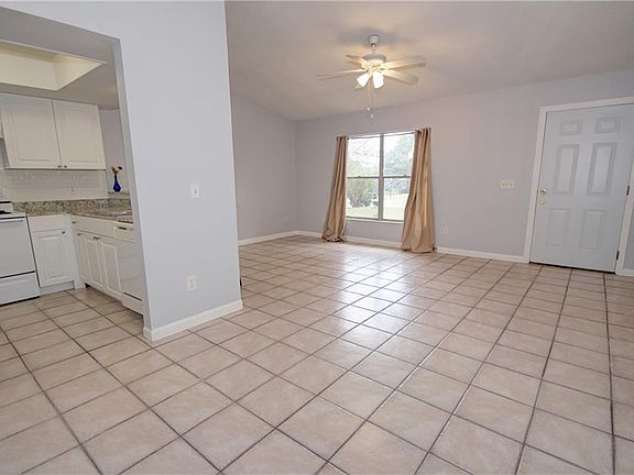 5th image of 7126 Blue Earth Ct