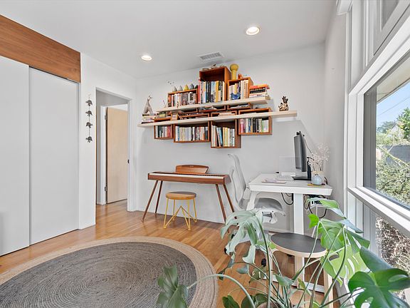 4th image of 6401 E Marita St