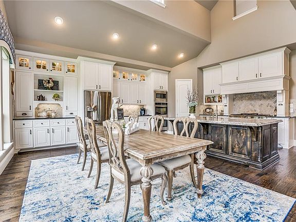 5th image of 3628 Cathedral Lake Dr