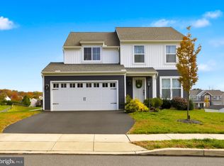 19 Heatherwood Ln, Denver, PA 17517