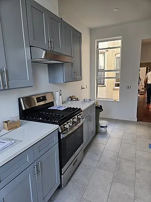 Rented by Michal Kuras, LREB | media 2