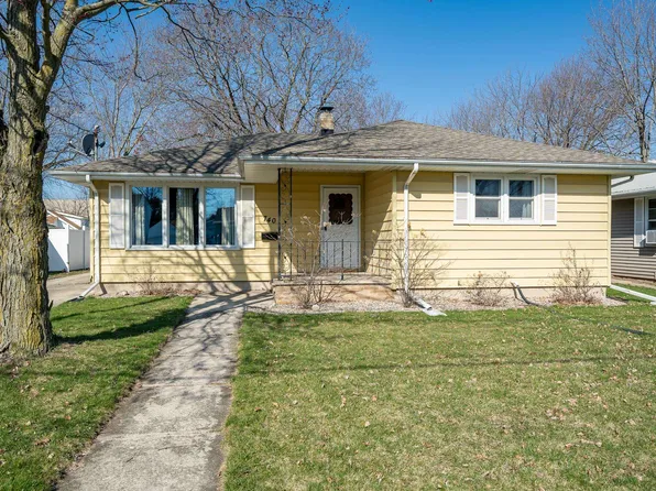 740 Warsaw St, Menasha, WI 54952