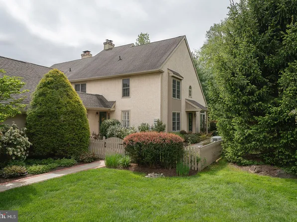 438 Waynesbrooke Rd, Berwyn, PA 19312