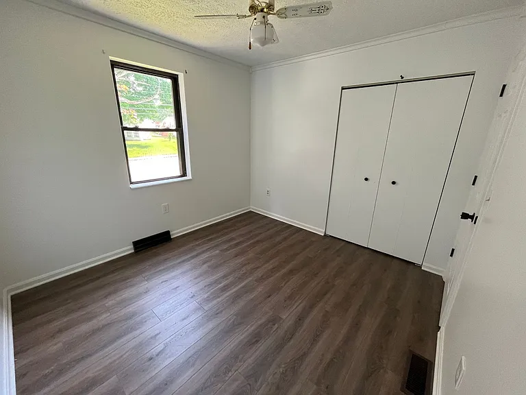 720 Water St — Photo 16