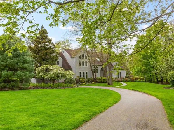 8 Haights Cross Road, Chappaqua, NY 10514