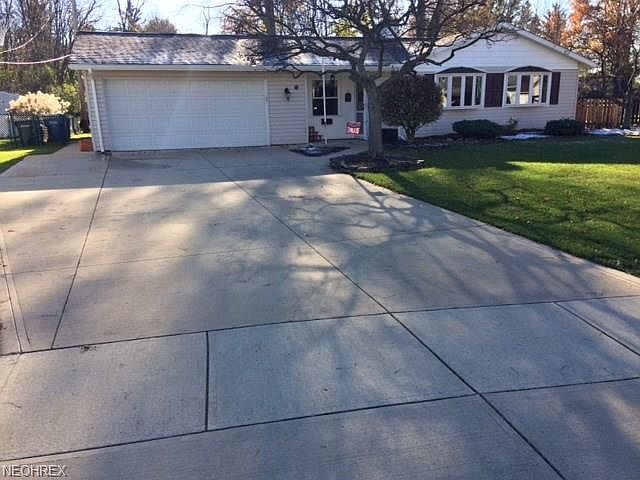 1st image of 43 Whitehall Dr