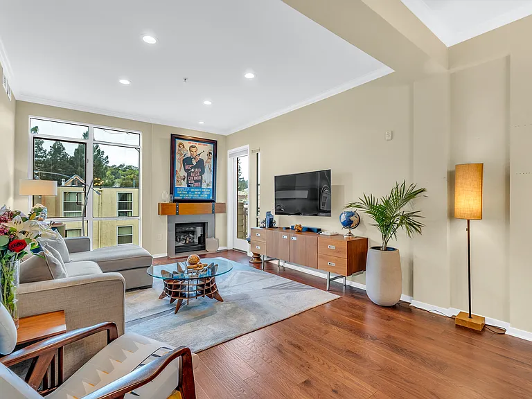 1655 N California Blvd #440 — Photo 15