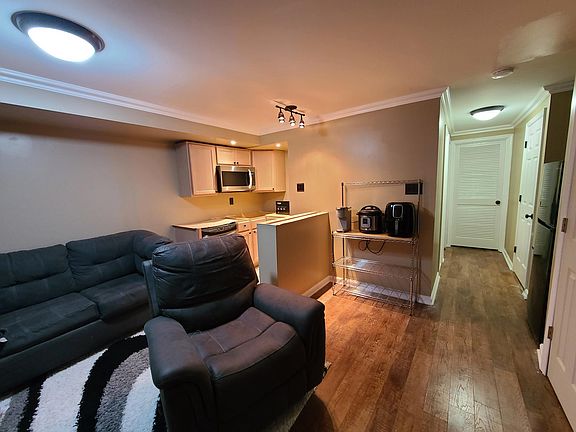 2nd image of 6047 Raina Dr